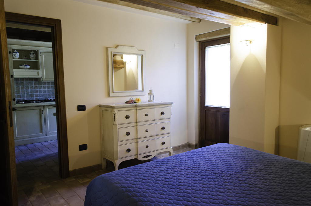 Agriturismo Pompagnano Habitación foto